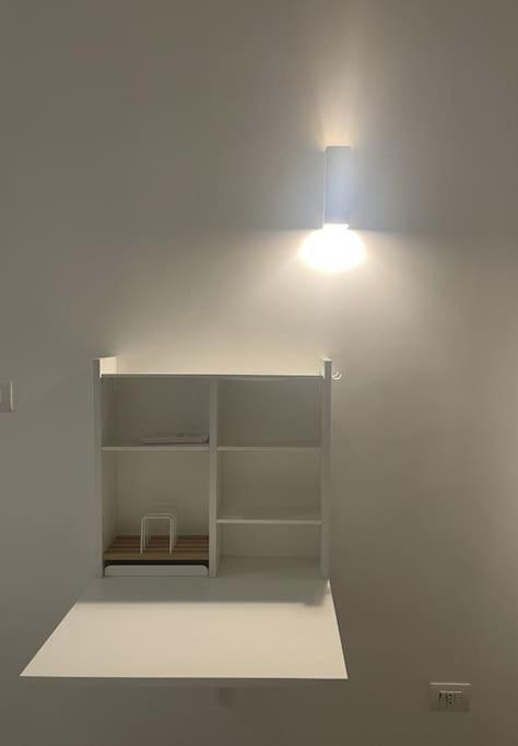 Cozy Apartment Near The Colosseum Rzym Zewnętrze zdjęcie