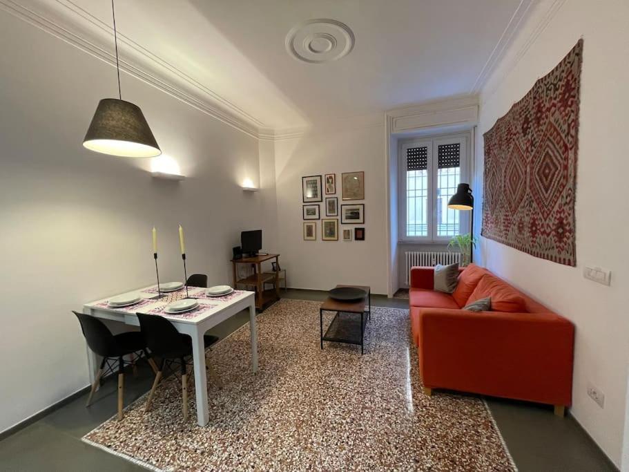Cozy Apartment Near The Colosseum Rzym Zewnętrze zdjęcie
